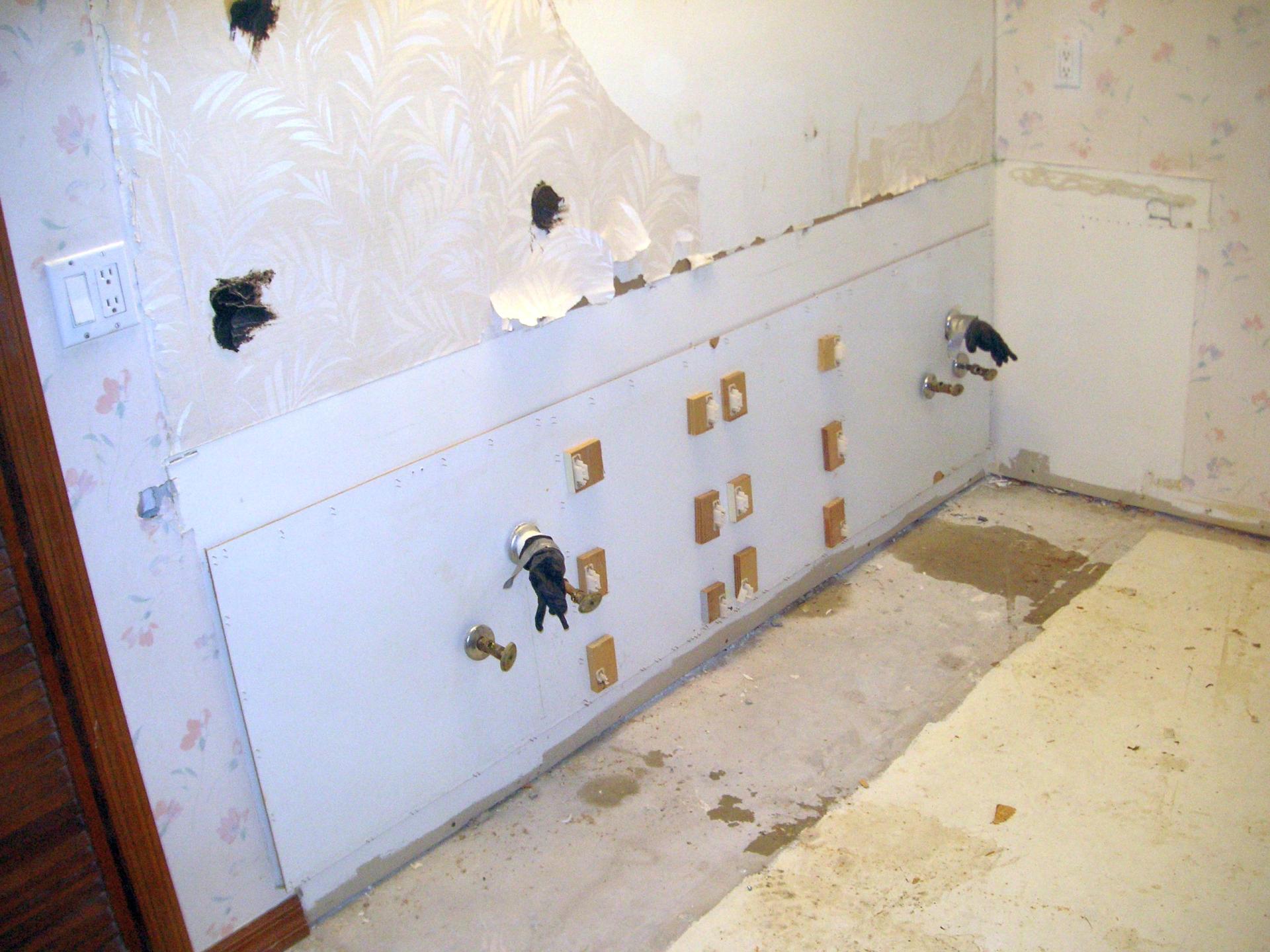 Master-bath-vanity-demo_46