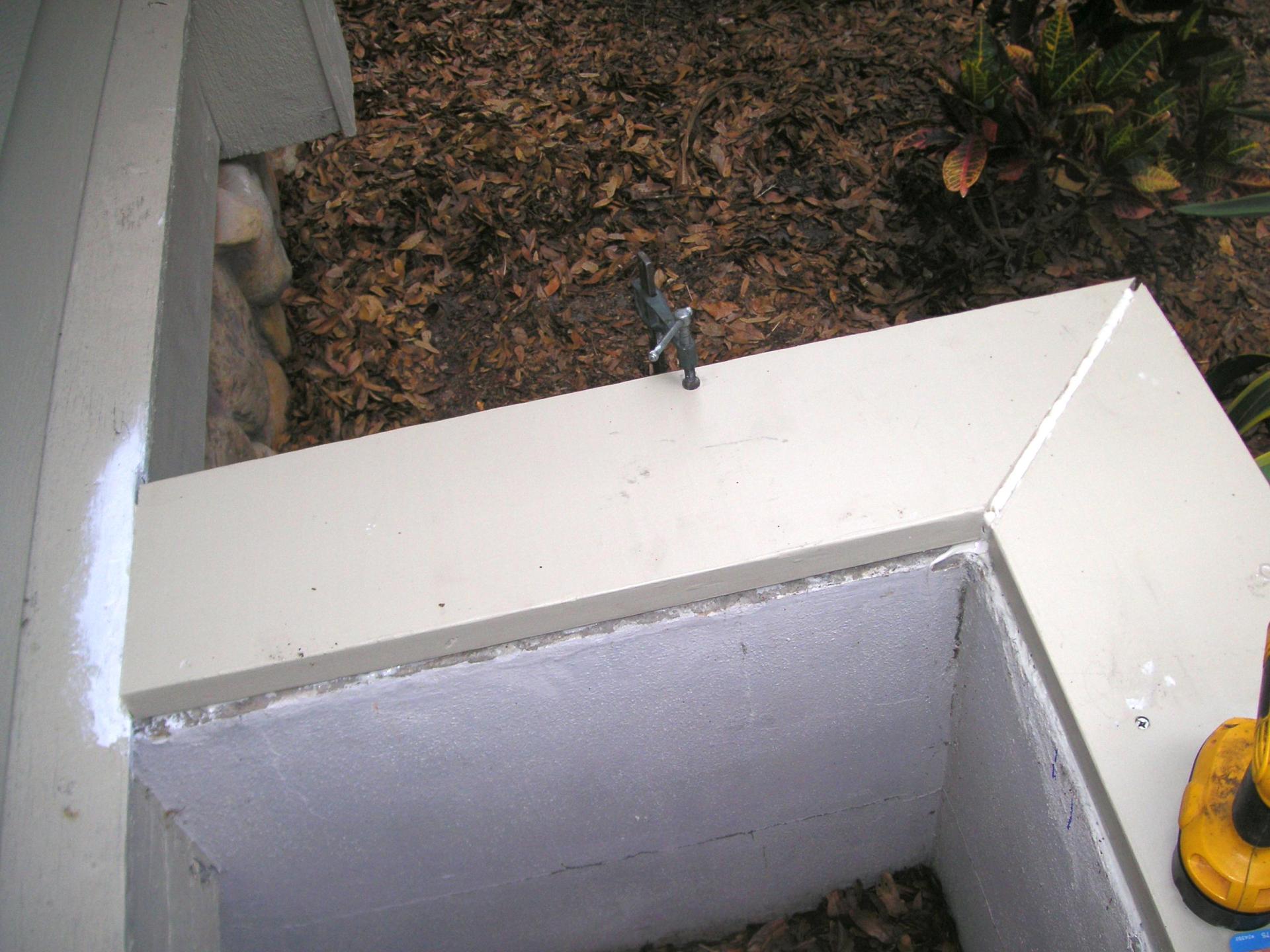 2022-04-25_Wing-wall-build_40
