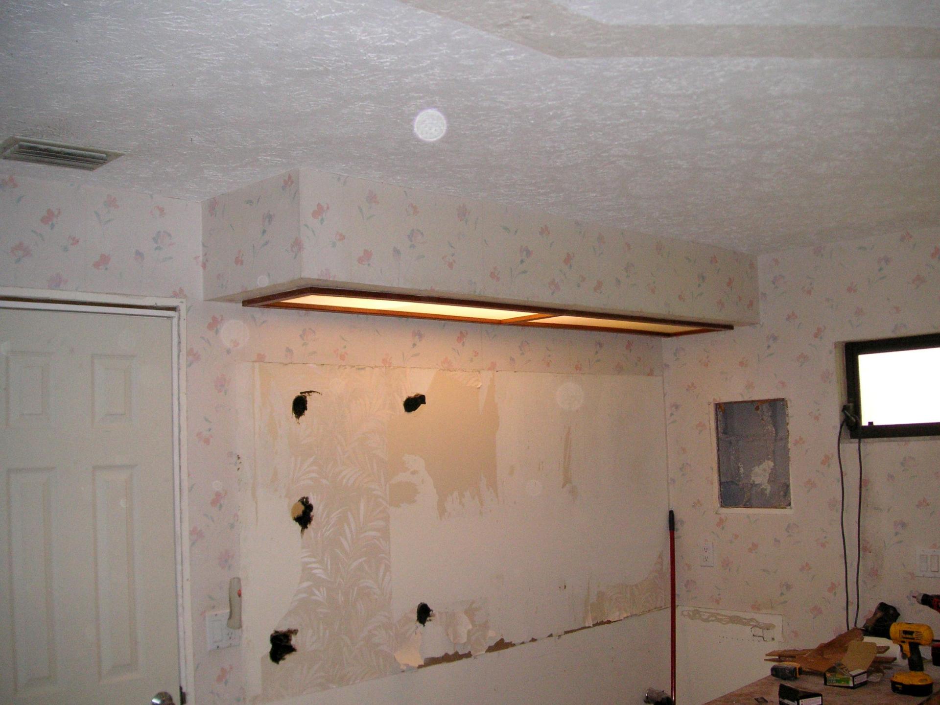 2022-05-07_Main-bath-soffit-demo_01.jpg