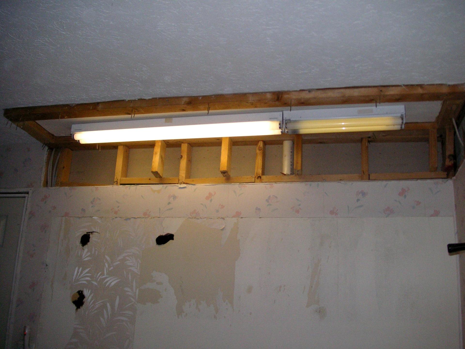 2022-05-07_Main-bath-soffit-demo_13