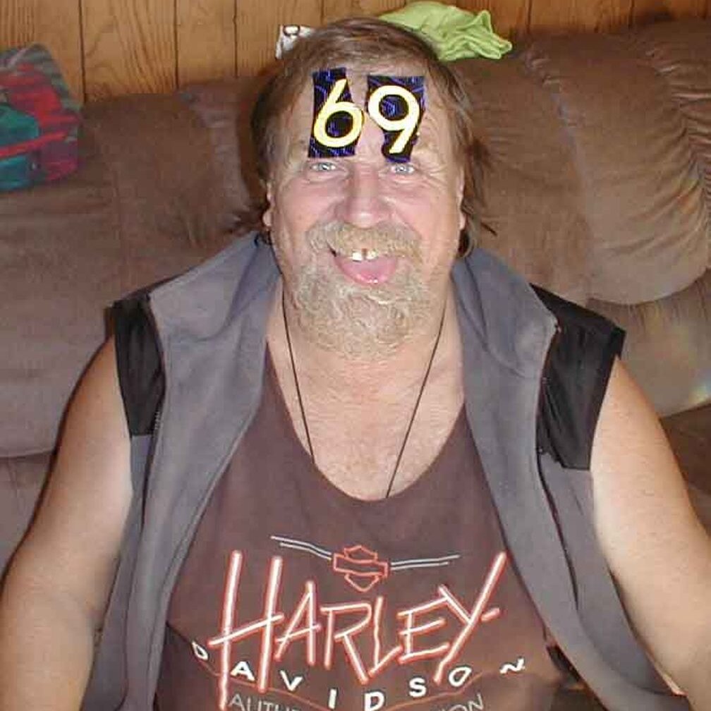 Charlie_Jackson_Halloween_1999-10-28x17-00-00 Charlie Jackson clowning around at the pig roast at his Ferguson house in Mountain View CA, October 28th, 1999.