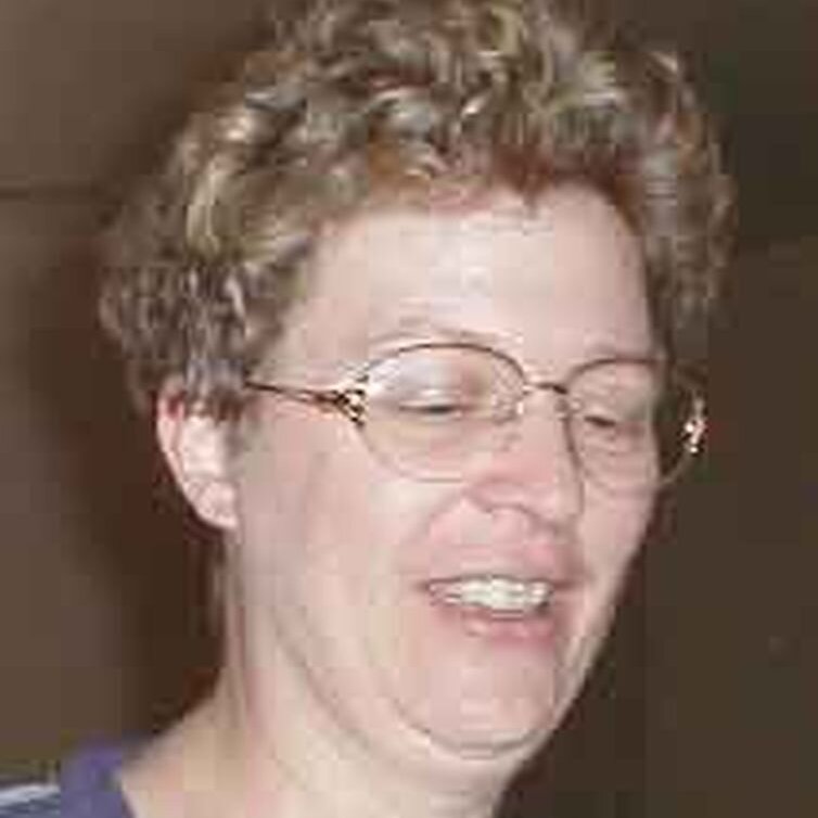 Charlie_Jackson_1999_Christmas_Michelle Michelle, my girlfiend back in the 90s, at Charlie Jackson's Christmas. At the house on Ferguson Drive in Mountain View CA. It's torn down now.