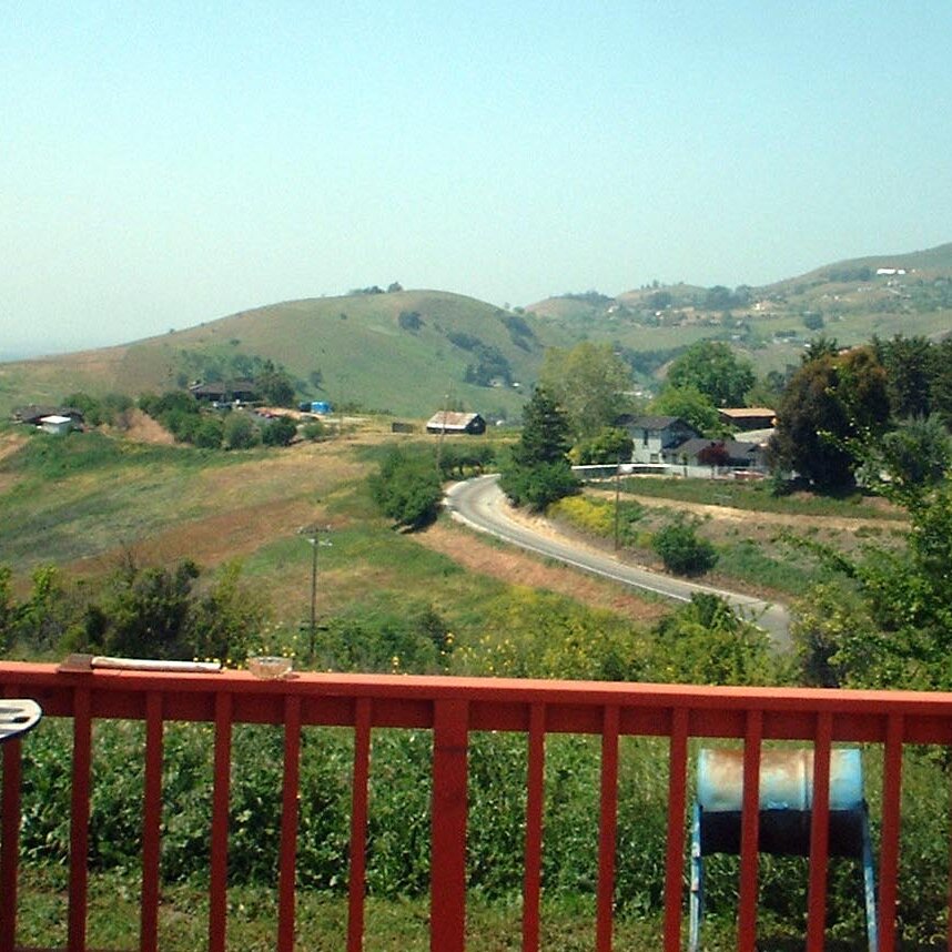 Charlie_Jackson_4-20_Party_2002-04-20x14-06-50 The view from Charlie Jackson's 4-20 party. Held at 12780 Clayton Road, San Jose, CA. (It's a roofer now.)