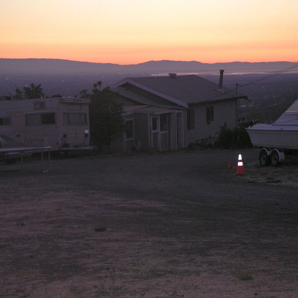 Jam_session_2004-08-08x05-20-51 Night falls at Charlie Jackson's home in the barn at 12780 Clayton Road, San Jose, CA. (It's a roofer now.)