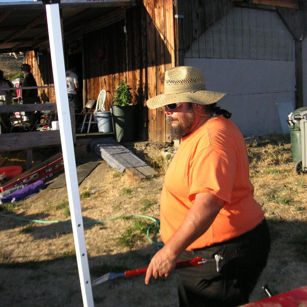 Don-s_wake_2006-07-15x19-14-23 Fernando Villasana at Don's wake at Charlie Jackson's home in the barn at 12780 Clayton Road, San Jose, CA. (It's a roofer now.)