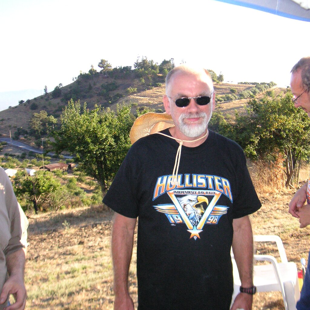 Don-s_wake_2006-07-15x19-14-28 A happy biker at Don's wake at Charlie Jackson's home in the barn at 12780 Clayton Road, San Jose, CA. (It's a roofer now.)