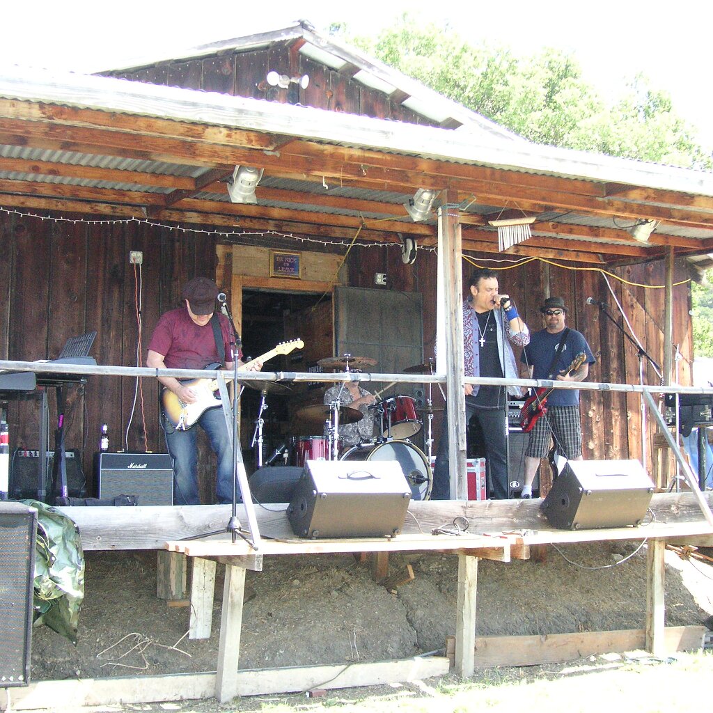 Charlie_Jackson_2014_4-20_Party_2014-04-19x14-04-42 A band gets its groove at the 4-20 party at Charlie Jackson's home in the barn at 12780 Clayton Road, San Jose, CA. (It's a roofer now.)