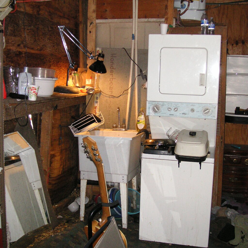 Charlie_Jackson_2014_4-20_Party_2014-04-19x14-13-04 A living area behind the stage at the 4-20 party at Charlie Jackson's home in the barn at 12780 Clayton Road, San Jose, CA. (It's a roofer now.)