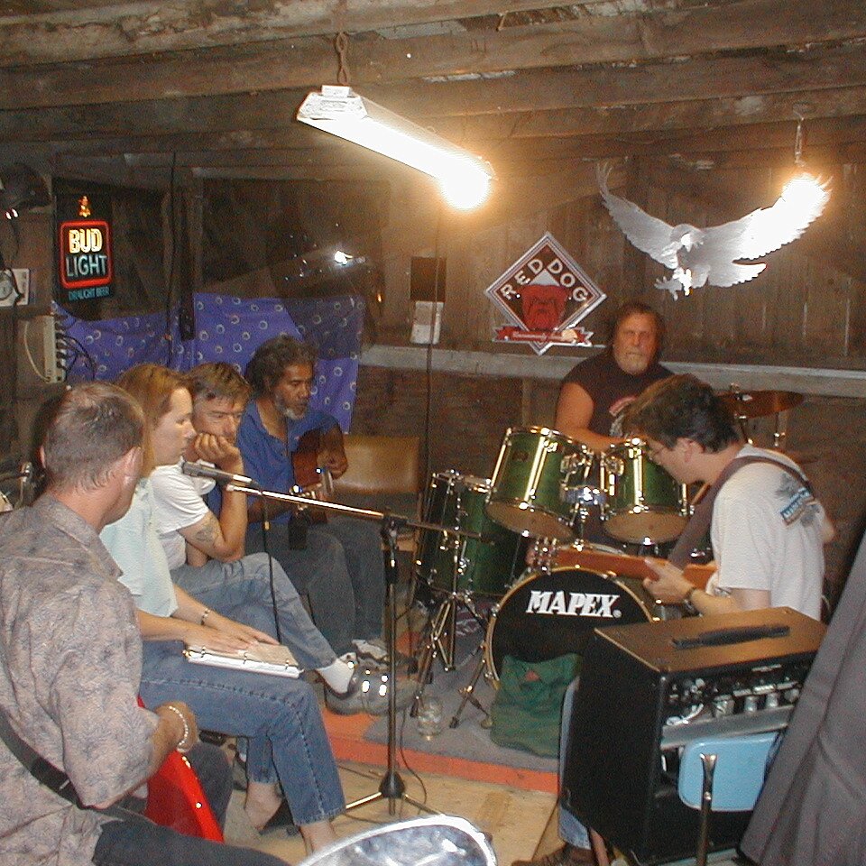 2000-06-12x19-58-52_Charlie_Jackson_jam_session Lori Kessinger, her brother, Etene Fau, Charlie Jackson jamming at his house in the barn at 12780 Clayton Road, San Jose, CA. (It's a roofer now.).