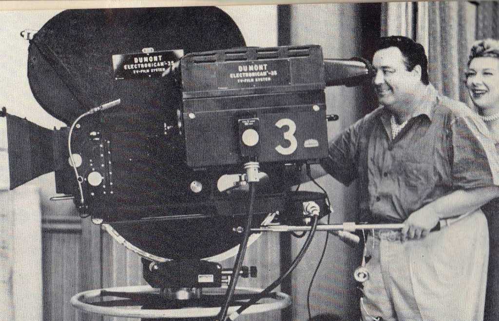 Jackie-Gleason-camera.jpg