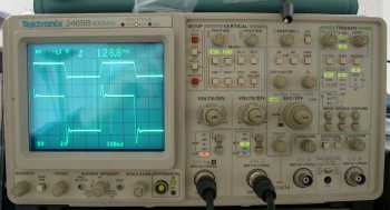 Analog oscilloscope benefits